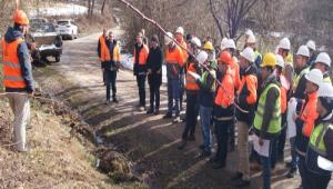 Gidemediin yer senin deildir