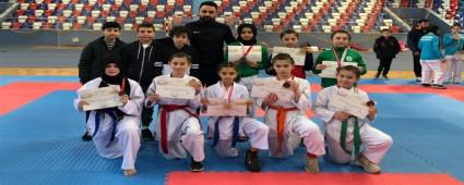 KARATE KIZ TAKIMI 10 L ARASINDAN AMPYON OLDU