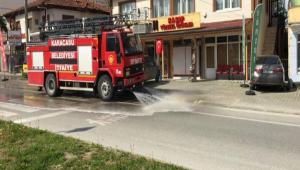 KARACASU\'NUN CADDE VE SOKAKLARI YIKANIYOR