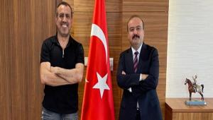 Fatih Metin\'e Haluk Levent\'ten Srpriz Ziyaret