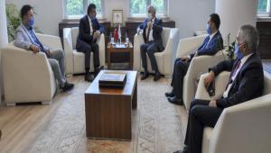 Allar\'dan Rektr Aliarl\'ya Ziyaret