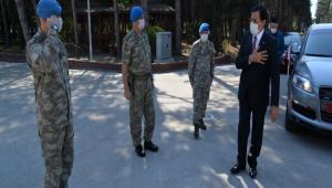 VAL MT\'TEN TUGAY KOMUTANLII\'NA ZYARET