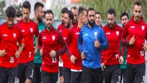 BOLUSPOR\'DA ZNN ARDINDAN YENDEN TOP BAI YAPTI