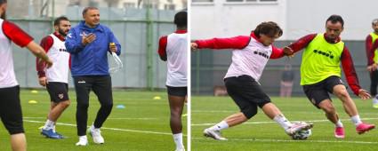 BOLUSPOR TUZLASPOR MAININ HAZIRLIKLARINI SRDRYOR