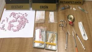 ARAMA YAPILAN EVN HER YERNDE UYUTURUCU IKTI