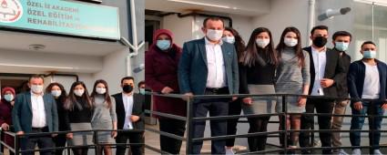 Bolu Belediye Bakan zcan zel z Akademi zel Eitim ve Rehabilistasyon Merkezine hayrl olsun ziyaretinde bulundu