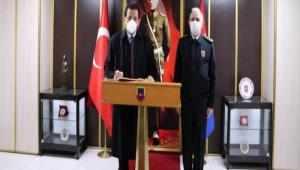 VAL MT\'TEN, L JANDARMA KOMUTANLII\'NA ZYARET