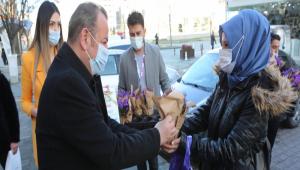 BAKAN ZCAN\'DAN KADINLARA 8 MART SRPRZ