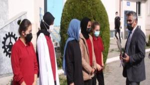 KIZ RENCLERMZ UNUTMAK Y OLMAZDI\"