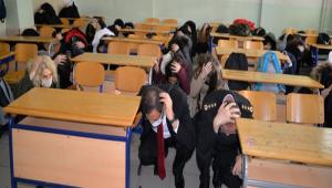 l Genelindeki Okullarda Deprem An ve Tahliye Tatbikat Gerekletirildi