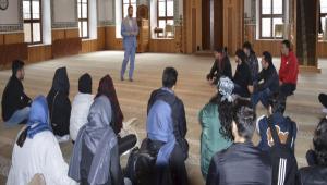 TURZM REHBERL RENCLER, BOLU\'NUN TARH LELERN ZYARET ETT  