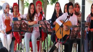 ZBEYDE HANIM KIZLARINDAN MUHTEEM KAPANI ETKNL