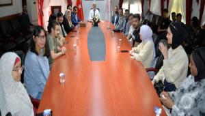 VAL KILI ULUSLARARASI RENCLERLE BULUTU