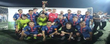 TURNUVADA AMPYON BELL OLDU