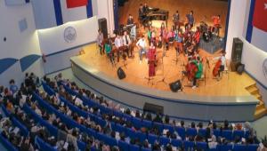 RENCLERNDEN MUHTEEM KONSER