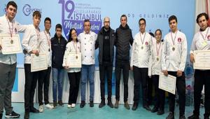 AILIK LSES 8 ALTIN MADALYAYLA DND