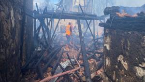 EV VE ODUNLUK ALEV ALEV YANDI