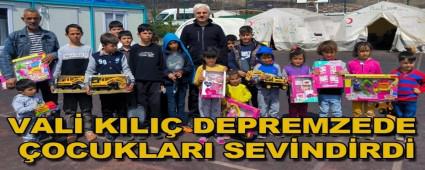 VAL KILI DEPREMZEDE OCUKLARI SEVNDRD