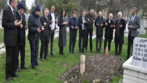 MECLS YELER TEVFK AY\'I UNUTMADI