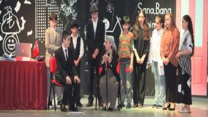 \"PIRTLATAN BAL\"TYATRO SEVERLERLE BULUTU