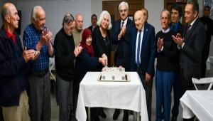 Vali Kl, Huzurevi Sakinleriyle ftar Yapt