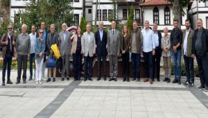 Gynk nemli konuklar arlad