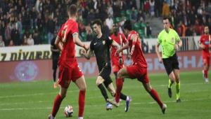 BOLUSPOR DİYARBAKIR'DA AĞIR YENİLGİ ALDI BOLUSPOR DİYARBAKIR'DA AĞIR YENİLGİ ALDI